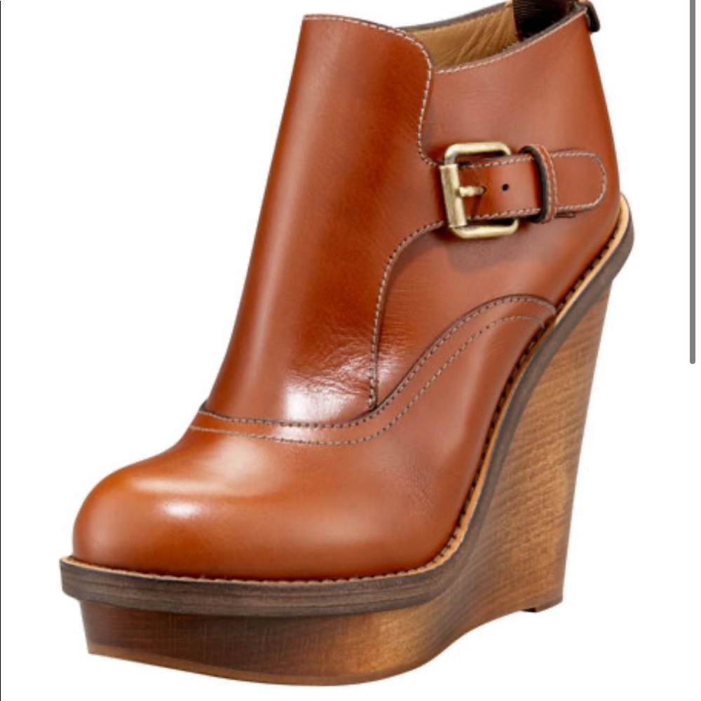 Chloé Wooden-Wedge Buckled Bootie